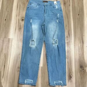 NEW Judy Blue Mid Rise Jeans Women’s 9/29